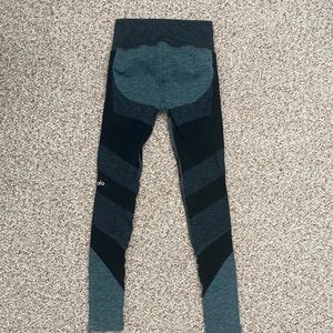 Alo yoga leggings